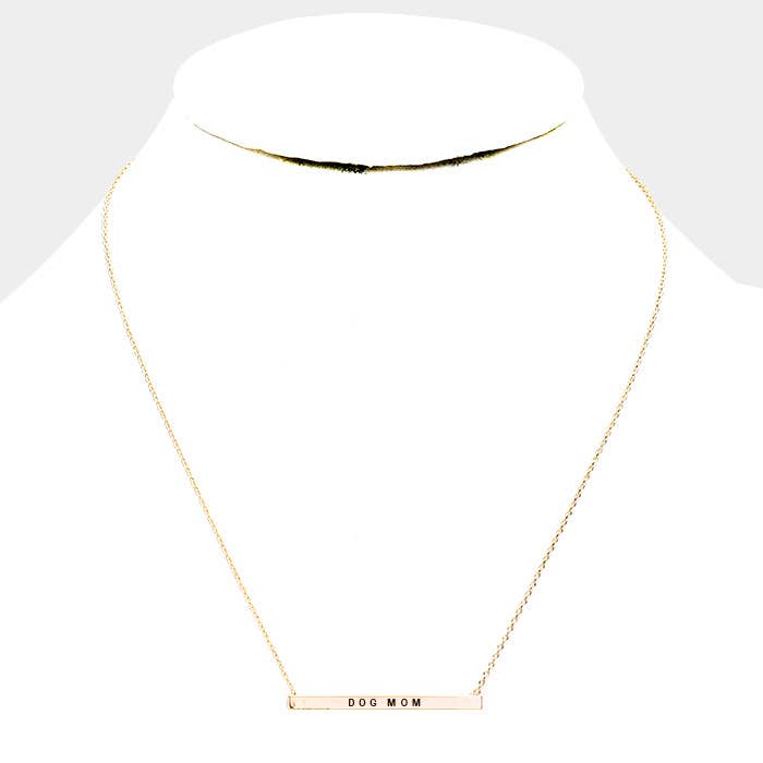 'Dog Mom' Horizontal Metal Bar Pendant Necklace