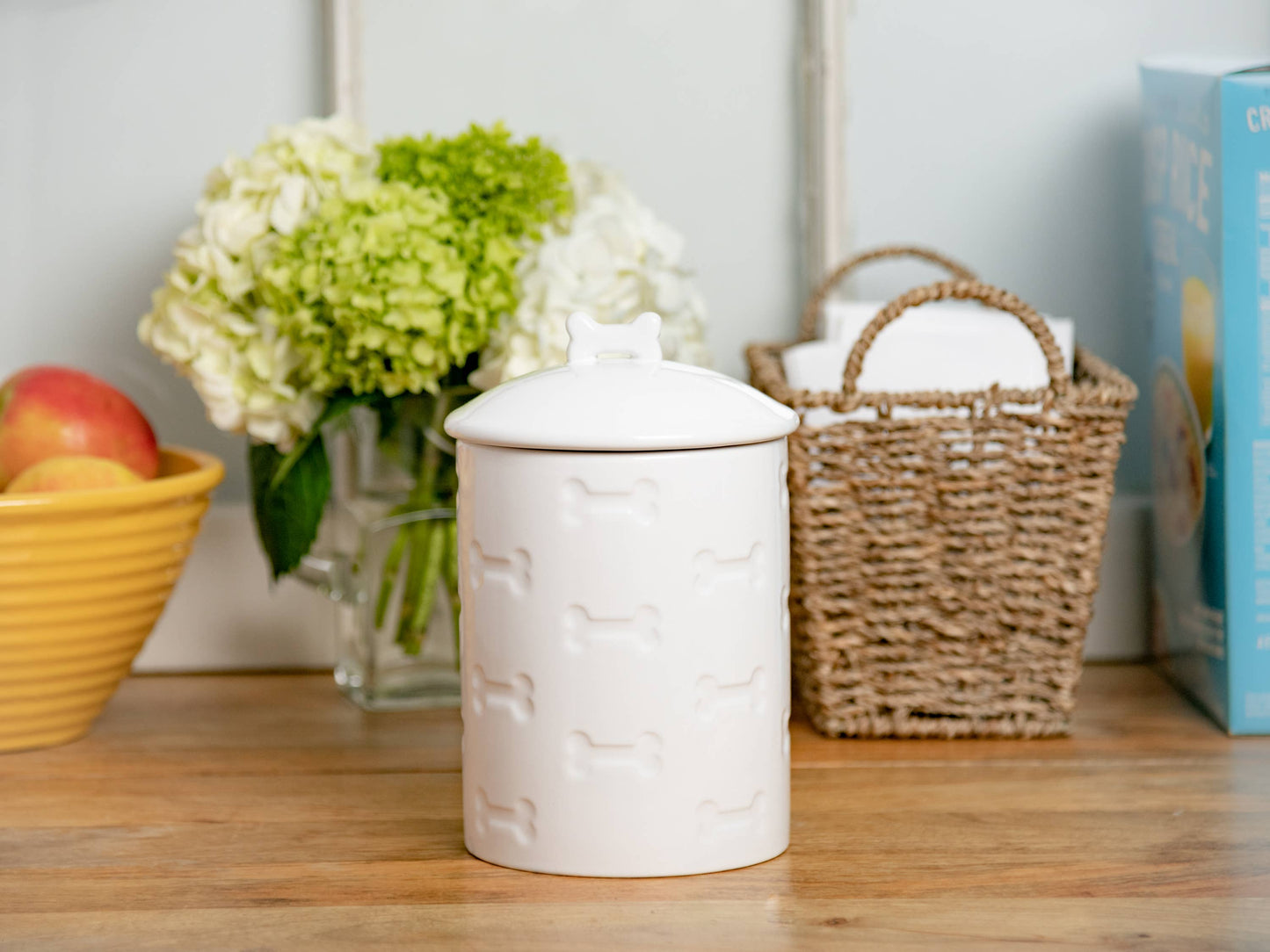 Manor White Treat Jar