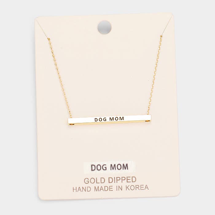 'Dog Mom' Horizontal Metal Bar Pendant Necklace