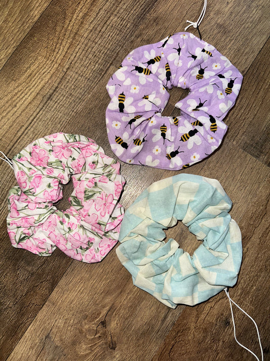 Scrunchies (bandana matching)