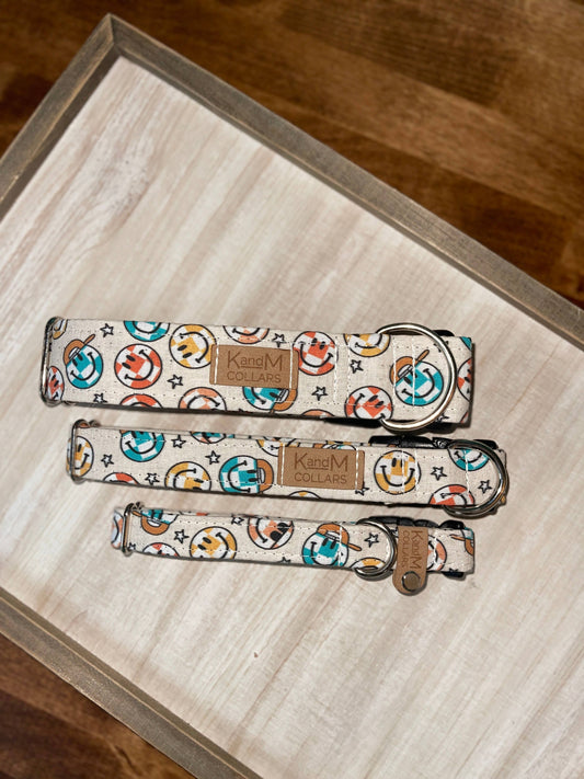 Retro Smiley Faces Dog Collar